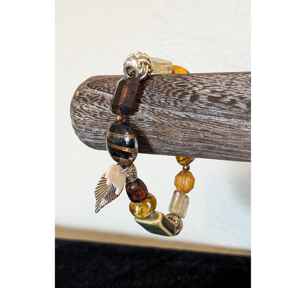 Murano Glass Ceramic Silver Bead Stretch Bracelet W/ MOP Elephant & Leaf Charms